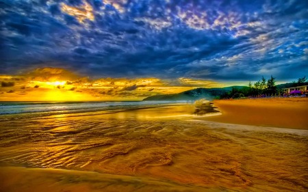 Golden Seashore - sky, beach, houses, reflection, golden, ray, sunset