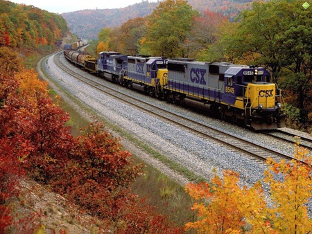 autumn train scenery - autumn, hills, forests, photography, csx train, countryside, rairoad, track, nature, train, abstract, fall, forest, railroad, trains