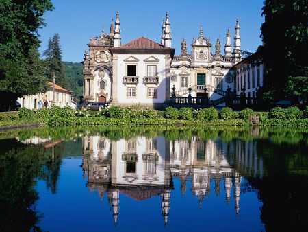 Casa de Mateus - de mateus, portugal, lake, baroque, castle, gardens, casa, palace