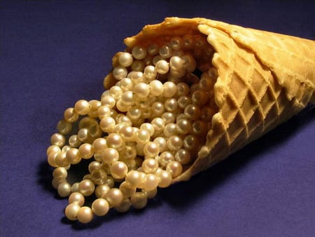 icecream - pearls, funny, icecream, gift