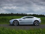 aston martin v12 vantage