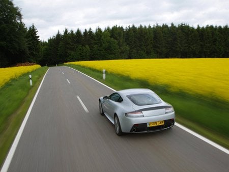 aston martin v12 vantage pictures - cars, aston martin