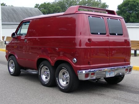 6 Wheel - 6 wheels, van