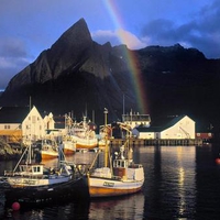 Hamnoy Rainbow Sakrisoy Island Lofo