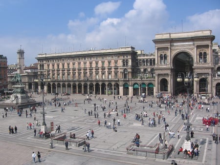 Piazza del Duomo - piazza, milan, duomo