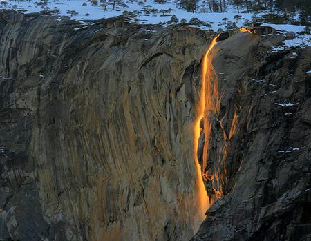 Yosemite's Fire Falls - nature, waterfalls, yosemite, horsetail