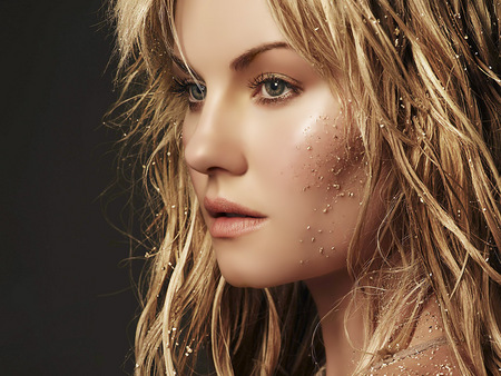 Elisha Cuthbert - cuthbert, elisha