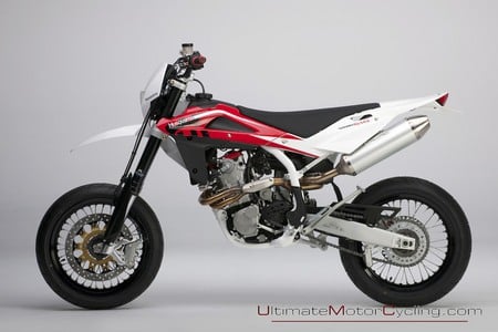 2010 Husqvarna 510 SMR - supermoto, smr, 510, husqvarna, supermotard, sm