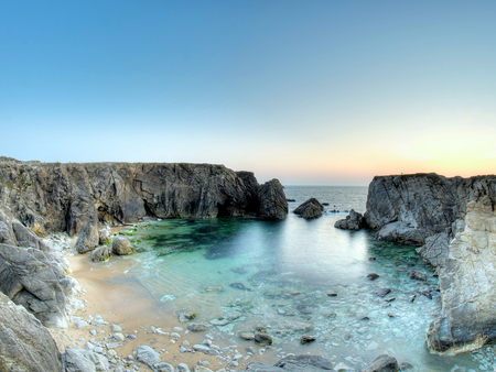 The last ray of sunshine.. - last ray, nature, scenery, beach, sunshine, cool, rocks, sky