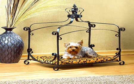 ROYAL BED FOR PET