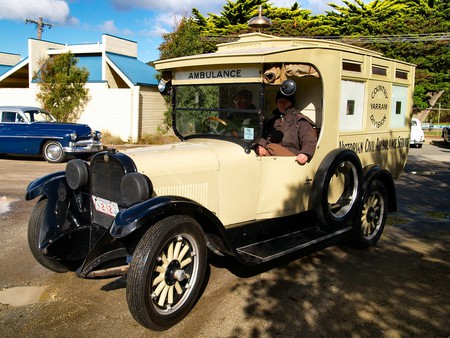 Vintage Ambulance - vintage, classic, ambulance