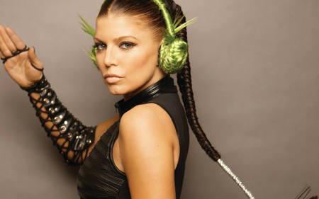 Fergie - woman, face, fun, sexy, music, blond, singer, fergie