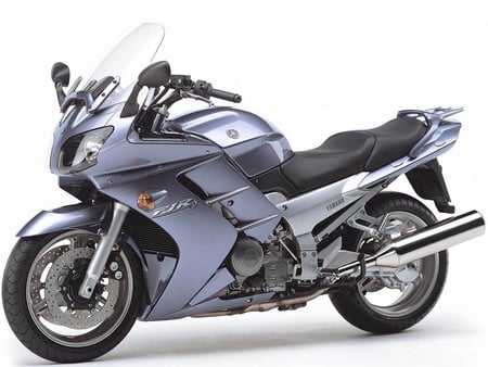 Yamaha FJR - great, tyres, disk, look