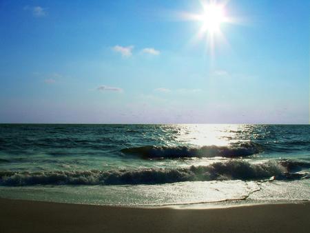 Virginia Beach - water, blue, beach, virginia, ocean, sun, sky, damneck