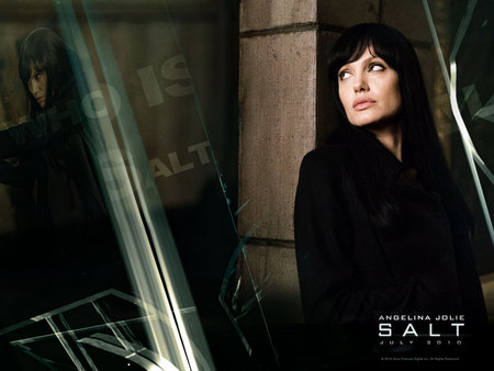 Angelina Jolie in Salt - movie, jolie, salt, actress