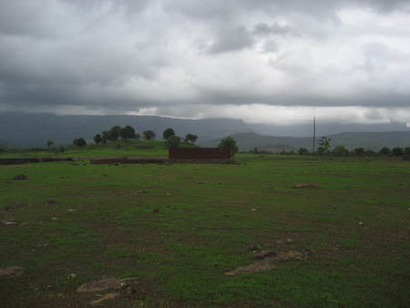 About to Rain - nature, sky, cloudy, clouds, rain, green, rainy