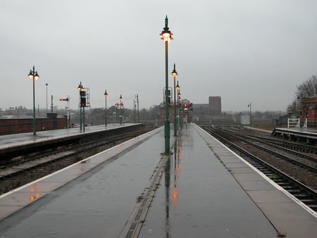 Shrewsbury Station - railway, train, light, rain