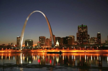 Gateway-To-The-West-arch-at-Saint-Louis-Missouri - at-saint-louis, missouri, picture, ateway-to-the-west-arch, cool