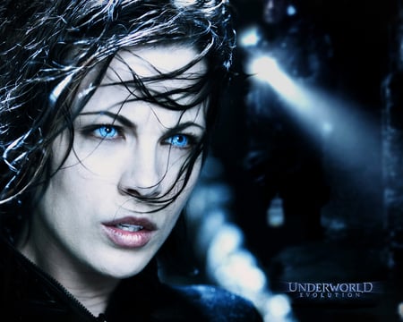 Underworld Evolution - vampire, female, kate, actress, blue eyes