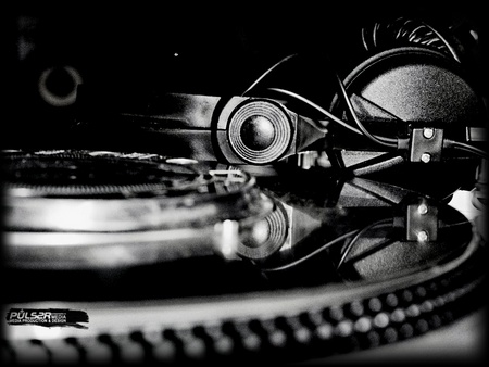 turntables wallpaper