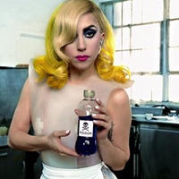 Lady GaGa_telephone3