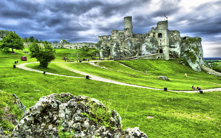 The Ruins of Ogrodzieniec Castle - ruins, castle, architecture, medieval, tourism