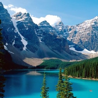 Moraine Lake - Banff National Park - Canada