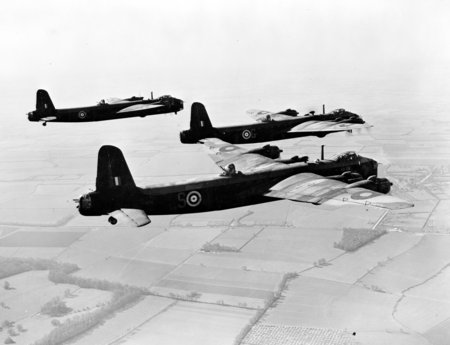 Short Stirling - world war two, short stirling, royal air force, bomber