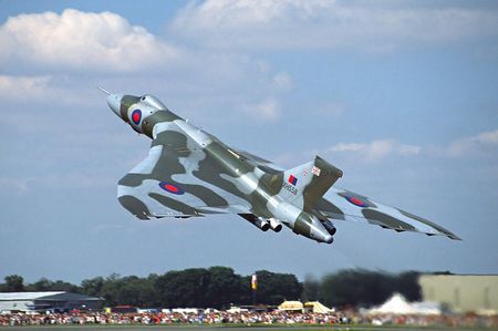 Avro Vulcan - british, royal air force, delta wing, avro vulcan