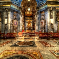 Altar-at-Saint-Peters-Basilica