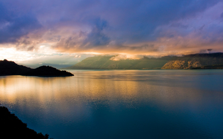 Morning Breaks - nature, mountains, lake, sunrise