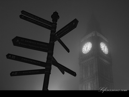 London - sign, sreet, fog, london, night, photo