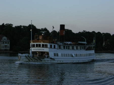 Gustafsberg Vll - steam, white, stockholm, summer