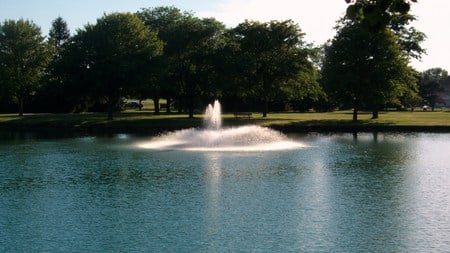 Fountain on Pond - ohio, fountain, pond, reflection, park