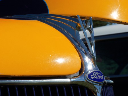 Ford V8 emblem - grill, emblem, car, classic, ford