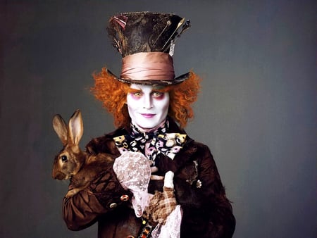 Alice In Wonderland - johnny depp, actors, people, alice in wonderland, movies, entertainment, celebrity