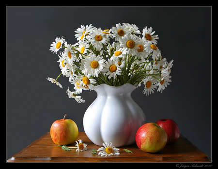 still life - photography, still life, fruit, vase, white, flower bouquet, beautiful, apple margarita, flowers