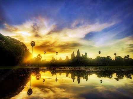 Bathed in the glow - lake, clouds, golden, days ebd, trees, sunset