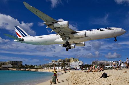 St Maarten Landing - st maarten, caribbean, airliner, island