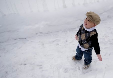 ITS SNOWING OUT WOW - adorable, snow, boy, cute, enjoying