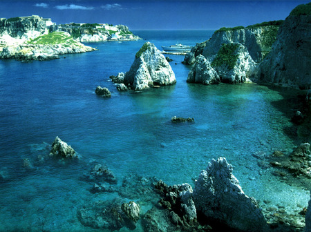 Gargano - village, coastline, rockcy, sea, aquamarine, boat