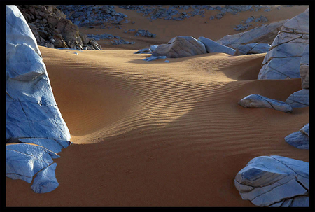 Blu rock desert - sunset, desert, blue, hot, brown, rock, sand