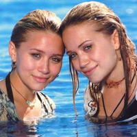 Mary Kate and Ashley Olsen