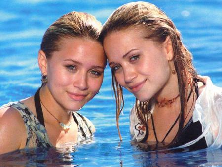 Mary Kate and Ashley Olsen