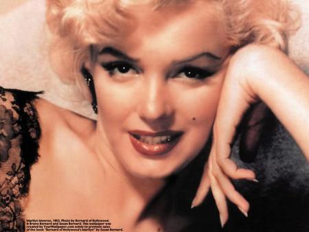 Enchanting Merilyn - blond, pretty showgirl, actresses, popular