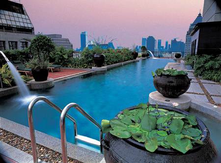 Rooftop pool - beautiful, high def, buildings, rooftop, waterfall, pool, banyan tree, skyscrapers, plants