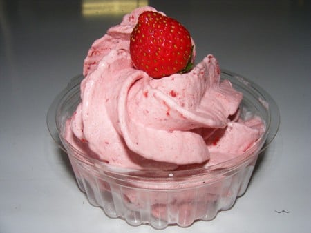 Creamy Strawberry Ice Cream - strawberry, delicious, cold, smooth, creamy