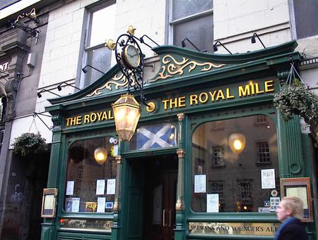 The Royal Mile Pub - the royal mile, pub, drinks, social