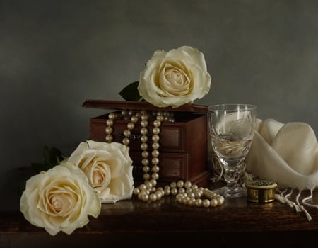 still life - pearls, beauty, drink, roses, glass, photography, rose, still life, flowers, harmony, flower