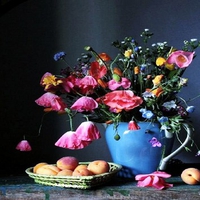 Peachy arrangement - still life